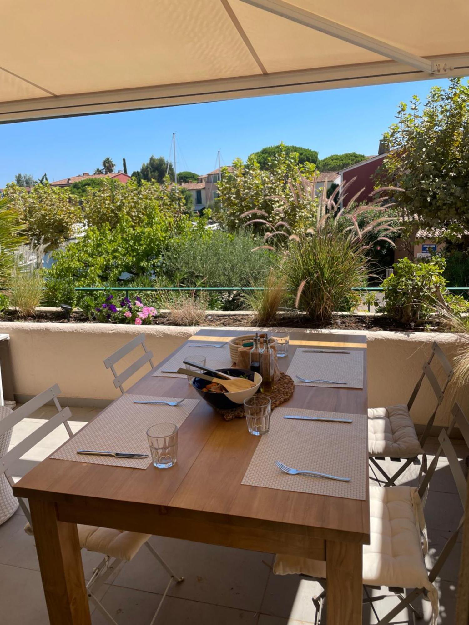 Apartment Port Grimaud Bagian luar foto